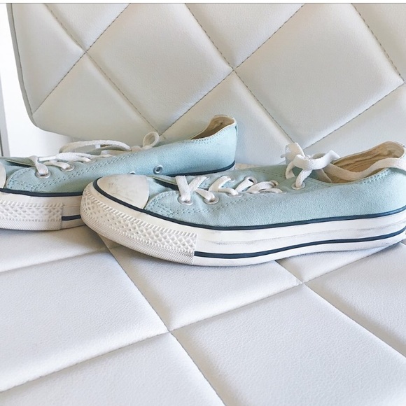 Light blue converse 🌈 - Picture 2 of 4